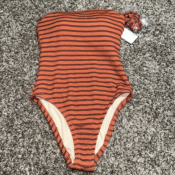 Kona Sol Koni Sol Copper Stripe Pucker One Piece Swimsuit - Picture 4 of 5